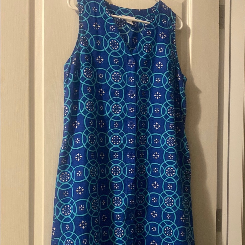 Liz Claiborne Blue Sleeveless Midi Sundress new has pockets. New I believe